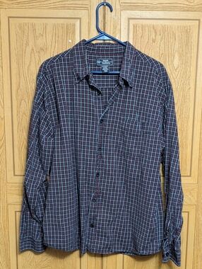 Men's Plaid Long-Sleeve Button-Down Shirt - Burgundy/Blue
